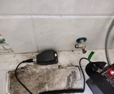 甘孜屋顶漏水维修公司分享下卫生间漏水的危害及解决方法